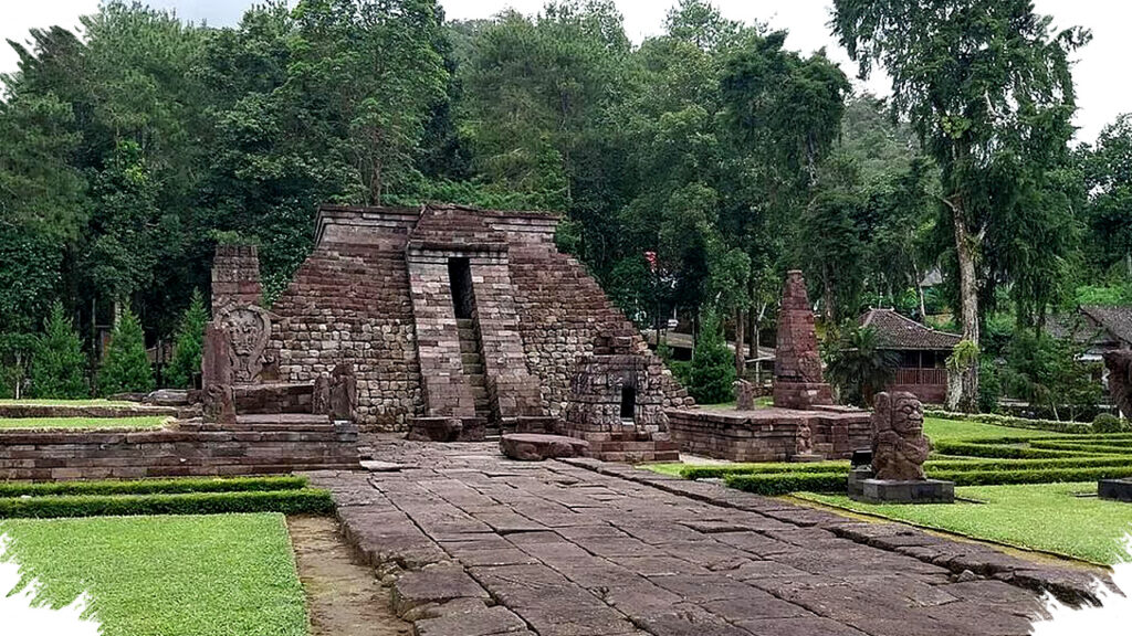 Candi Sukuh Di Lereng Lawu, Arsitektur Megalitik dan Simbol Seksualitas Penuh Makna yang Menggugah