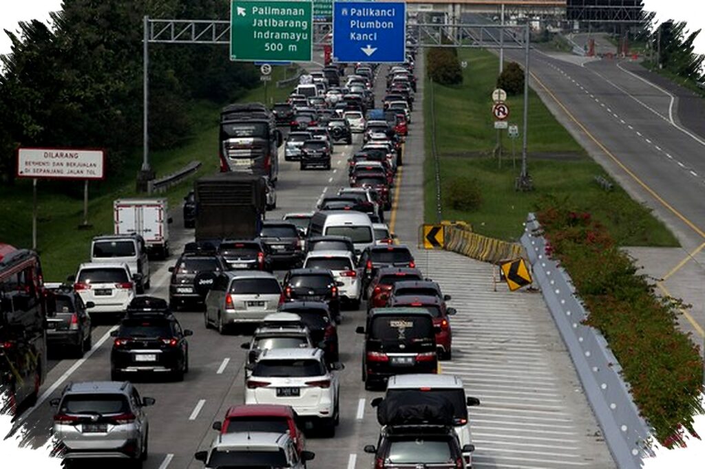 76 Juta Pemudik Naik Mobil, Stok Bensin Aman Saat Puncak Arus Mudik?