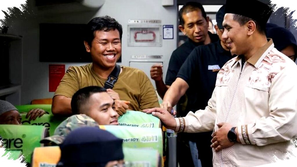 Gus Yasin Tutup Program Mudik Gratis Jateng, Ratusan Pemudik Berangkat Pulang Kampung dengan Haru