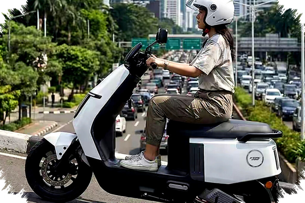 Polytron Fox 200 Beri Alarm Cerdas, Emak-Emak Tak Lagi Salah Pasang Sein Kasih Peringatan Nyeleneh Tapi Berguna