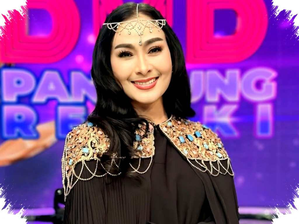Iis Dahlia Klarifikasi Lirik Lagu Ramadan Tiba: Kata Bahagia, Bukan Bahaya