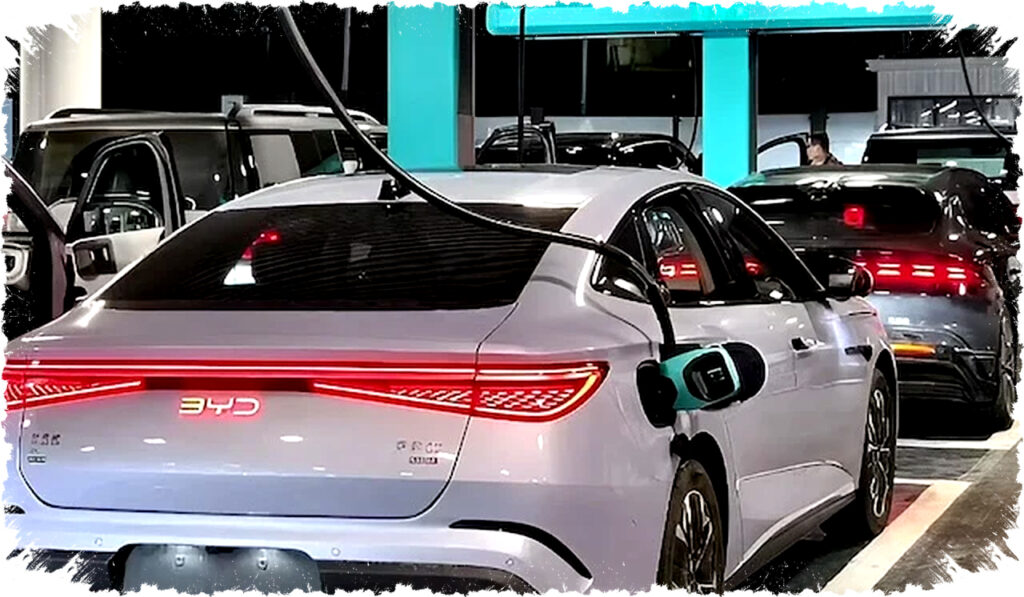 Charger 1.500 kW BYD Ubah Persaingan EV Dengan Kecepatan Supercharge Tiga Kali Lipat Tesla, Siap Dominasi Jaringan Pengisian?