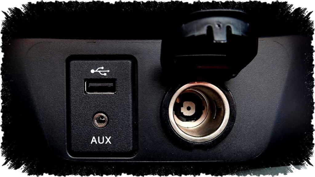 5 Alasan USB Mobil Mati Mendadak, Dari Fuse Putus Hingga Kotor, Ini Cara Mudah Memperbaikinya!