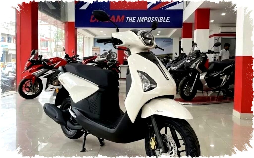 Honda BeAT Connected 125 2026 Tampil Lebih Sporty, Teknologi Digital Canggih dan Efisiensi Bahan Bakar Jadi Andalan!