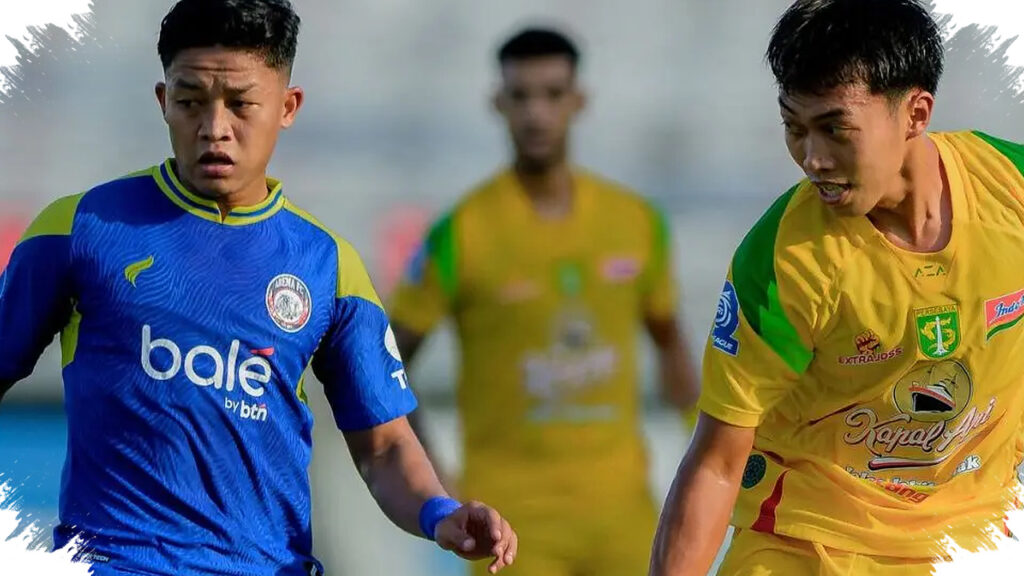 Arema FC Menekan Tanpa Henti, Persebaya Bertahan Rapat di Derbi Jawa Timur yang Masih 0-0