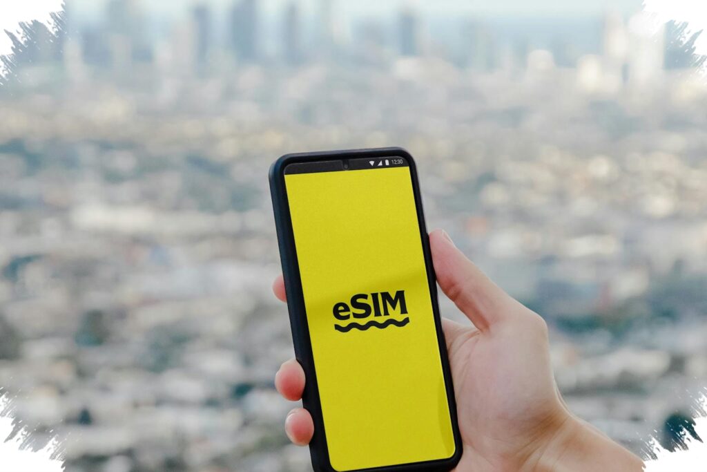 eSIM Dijanjikan Bebas Ribet, Operator Malah Menjadikannya Jerat Digital Yang Sulit Ditembus