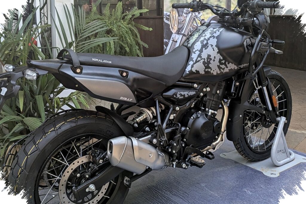 Royal Enfield Rilis Himalayan Mana Black Edition, Motor Adventure Rp168,3 Juta dengan Aura Serba Hitam