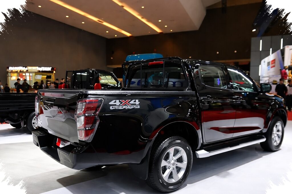 Isuzu D-Max Rodeo Debut Di GIICOMVEC 2026, Mesin Diesel Tangguh Dan Fitur Aman Lengkap