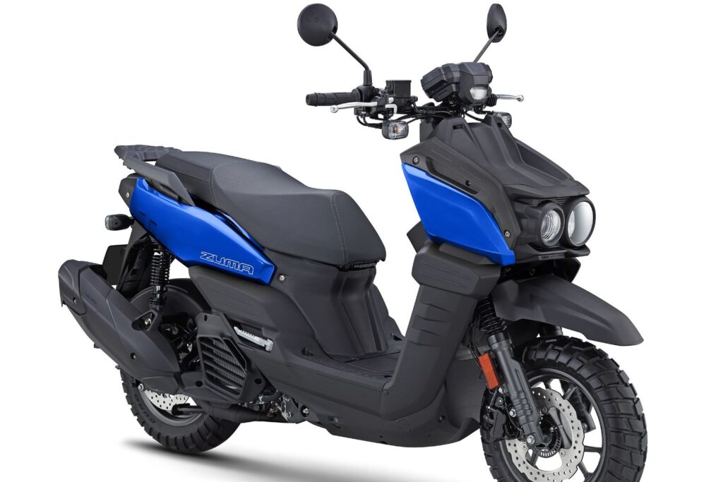 Yamaha Zuma 125 Terlalu Beda untuk Disepelekan, Tampang Sangar Tapi Irit 40 Km per Liter!