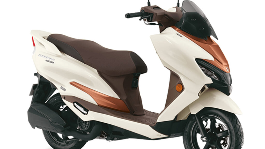 Review Suzuki Burgman Street 125 2026, Skutik Bongsor Irit yang Diam-Diam Paling Worth It?