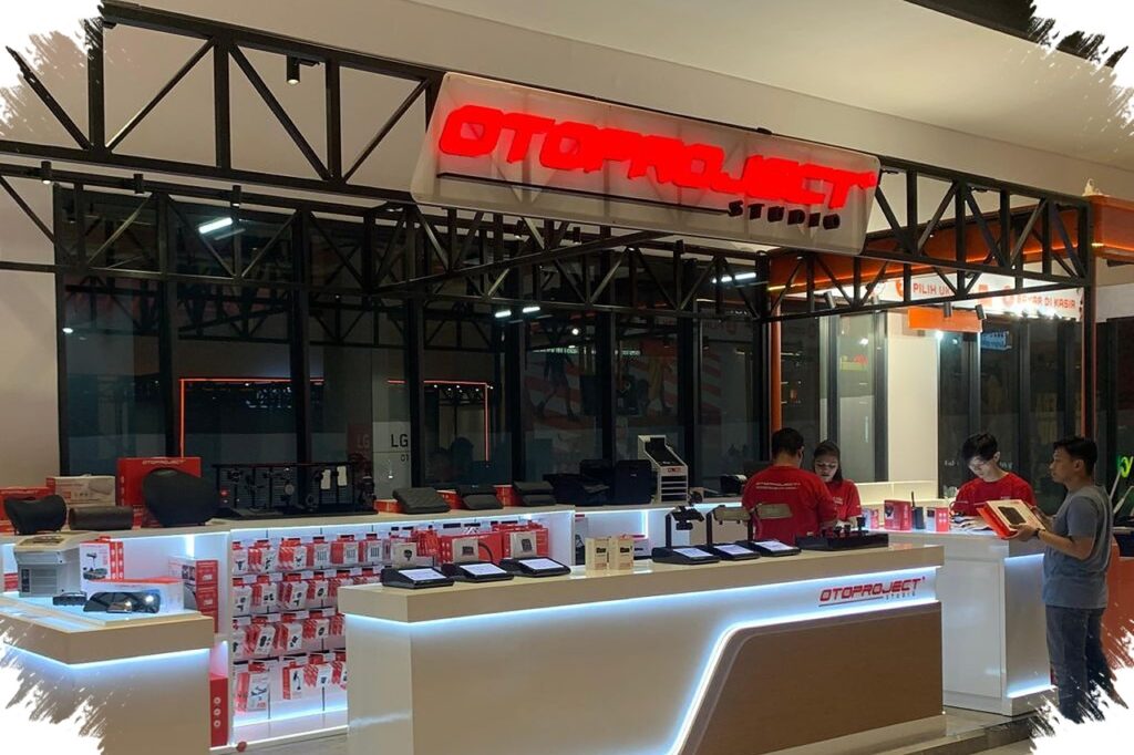 Otoproject Buka Dua Studio Sekaligus, Layak Dicoba Langsung Di Mall Besar