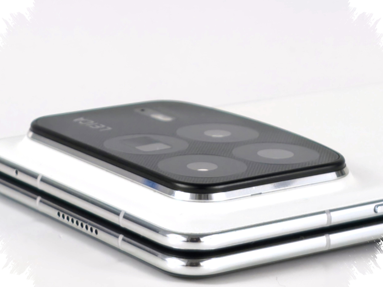Xiaomi 17 Fold Mundur Ke Juli, Bocoran 200MP Dan Snapdragon 8 Elite Gen 5
