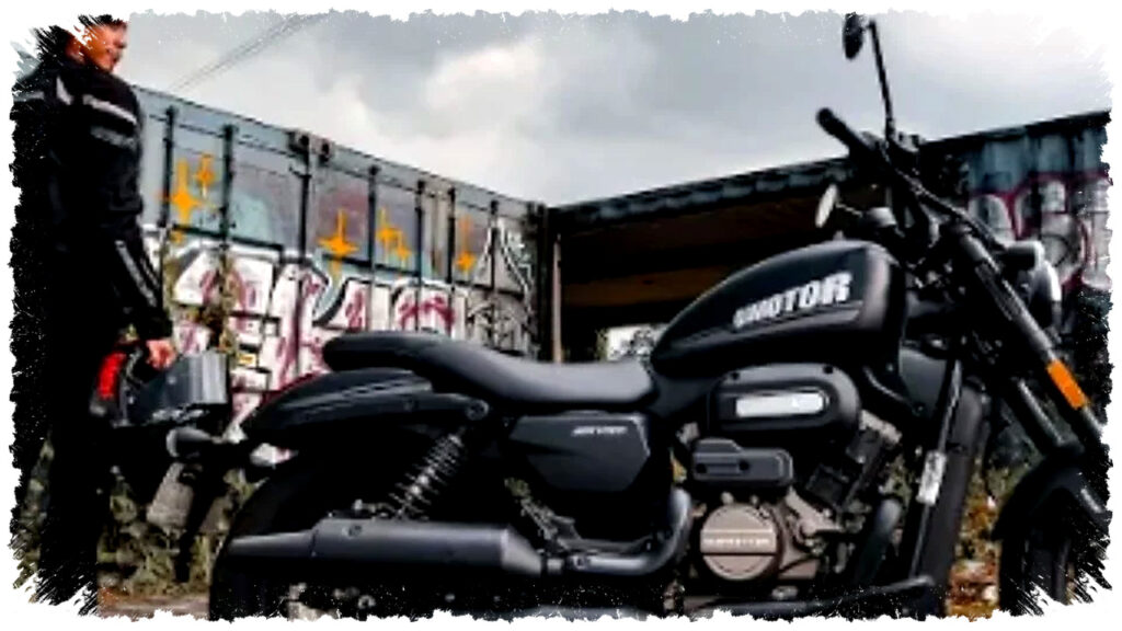 Cuma Rp62 Juta, QJ Motor SRV 250 AMT Bawa Mesin V-Twin dan Transmisi Otomatis!