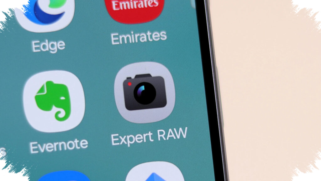 Update Expert RAW di One UI 9 Janjikan Foto Lebih Bersih, Tapi Baru untuk Galaxy S26 Beta