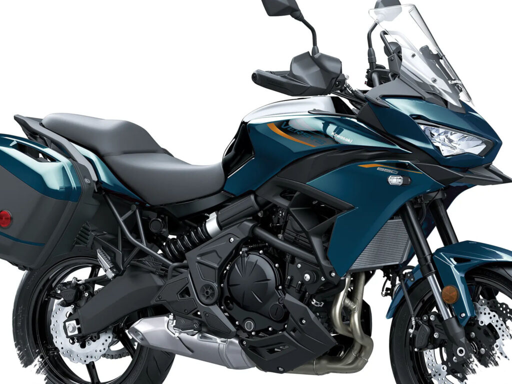 Kawasaki Versys 650 2026 Makin Sulit Diabaikan, Touring Jauh Kini Terasa Lebih Nyaman dan Modern