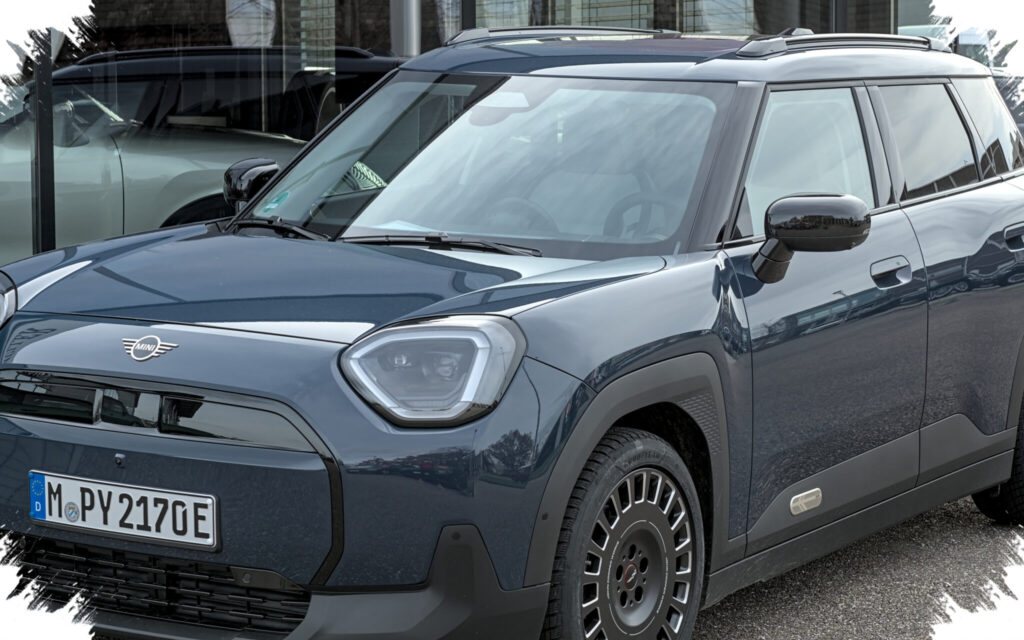 MINI Aceman EV Resmi, Crossover Listrik Murni Ini Dibanderol Tembus Rp1,34 Miliar
