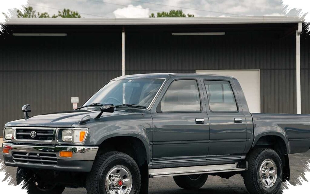 Harga Double Cabin Bekas Mei 2026 Masih Ramai Dicari, Hilux Paling Aman Dipilih