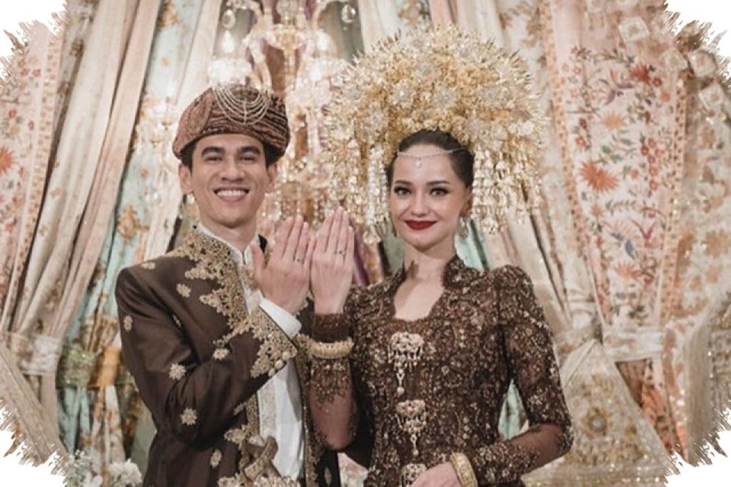Gabriella Larasati di Akad Nikah, Kebaya Putihnya Punya Detail yang Bikin Terpukau