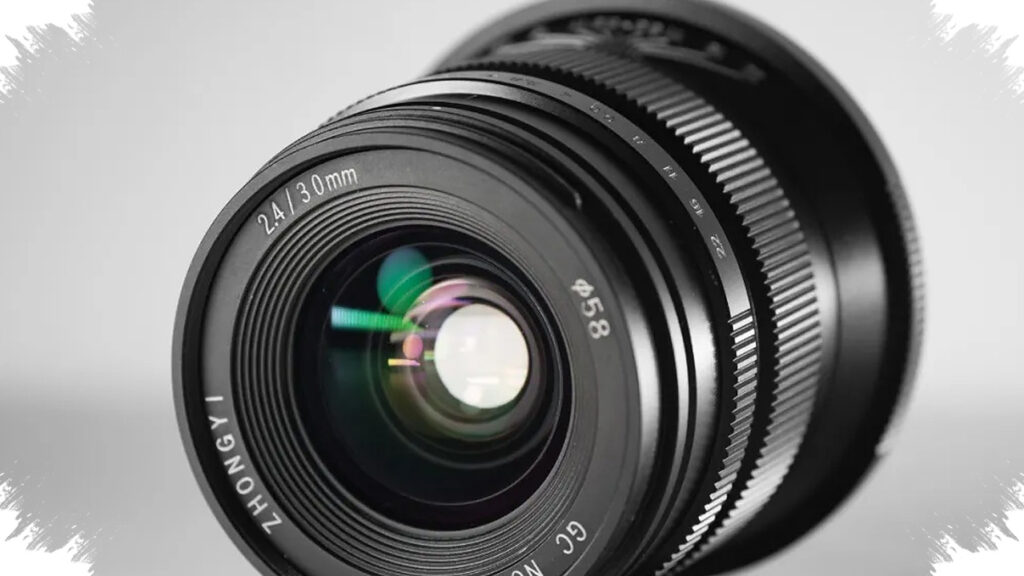 ZY Optics Siap Guncang Medium Format, Lensa Prime Murah Ini Bisa Jadi Pembeda