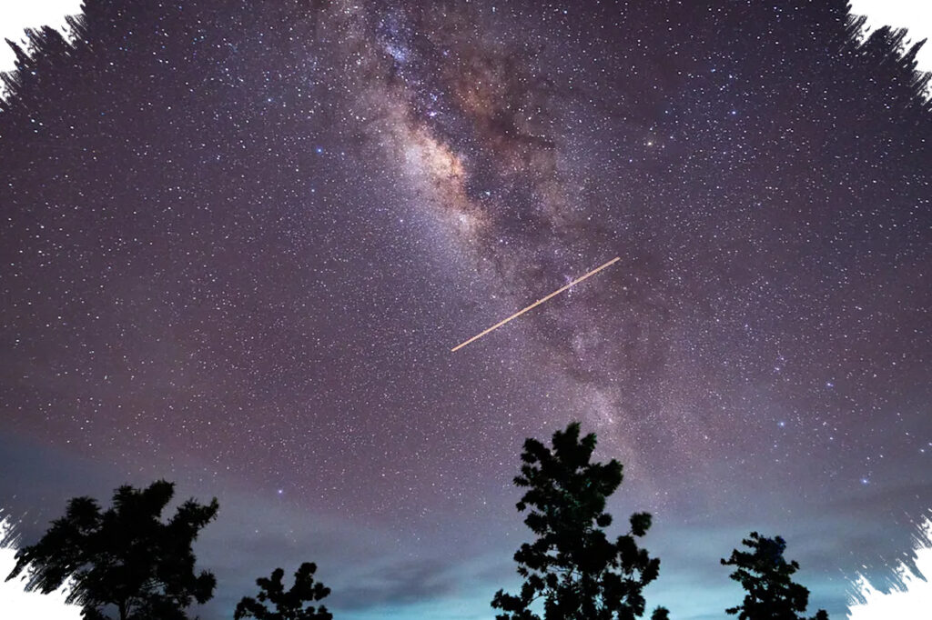 Eta Aquarid Bukan Sekadar Sisa Halley, Langit Subuh Menyimpan Jejak Kosmik Purba