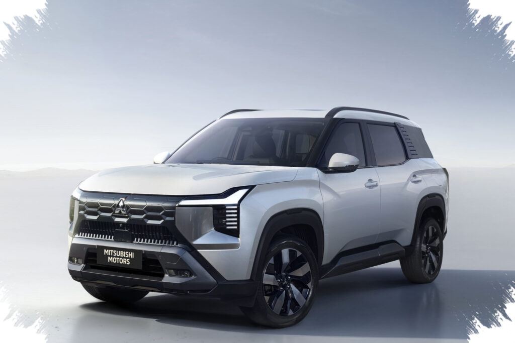 Mitsubishi Destinator dan Xforce Naik Kelas, Sentuhan Glossy Ini Bikin SUV Terlihat Lebih Mewah