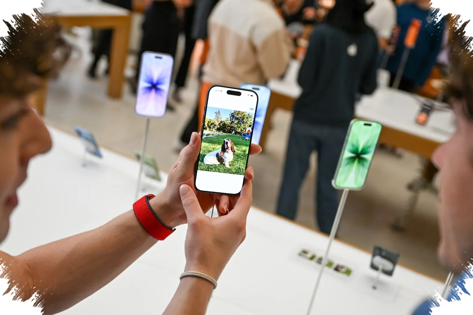 Apple Tantang Google Dan Samsung, Alat Edit Foto AI Baru Hadir Di iPadOS 20 Dan macOS 20