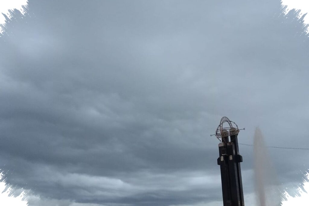 Surabaya Diselimuti Berawan Tebal Hari Ini, BMKG Ingatkan Langit yang Menahan Hujan