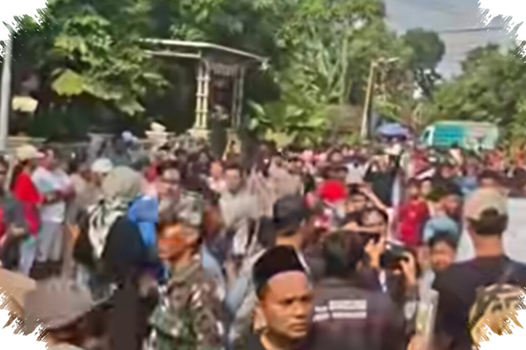 Puluhan Santriwati Diduga Dilecehkan, Ribuan Massa Kepung Ponpes di Pati