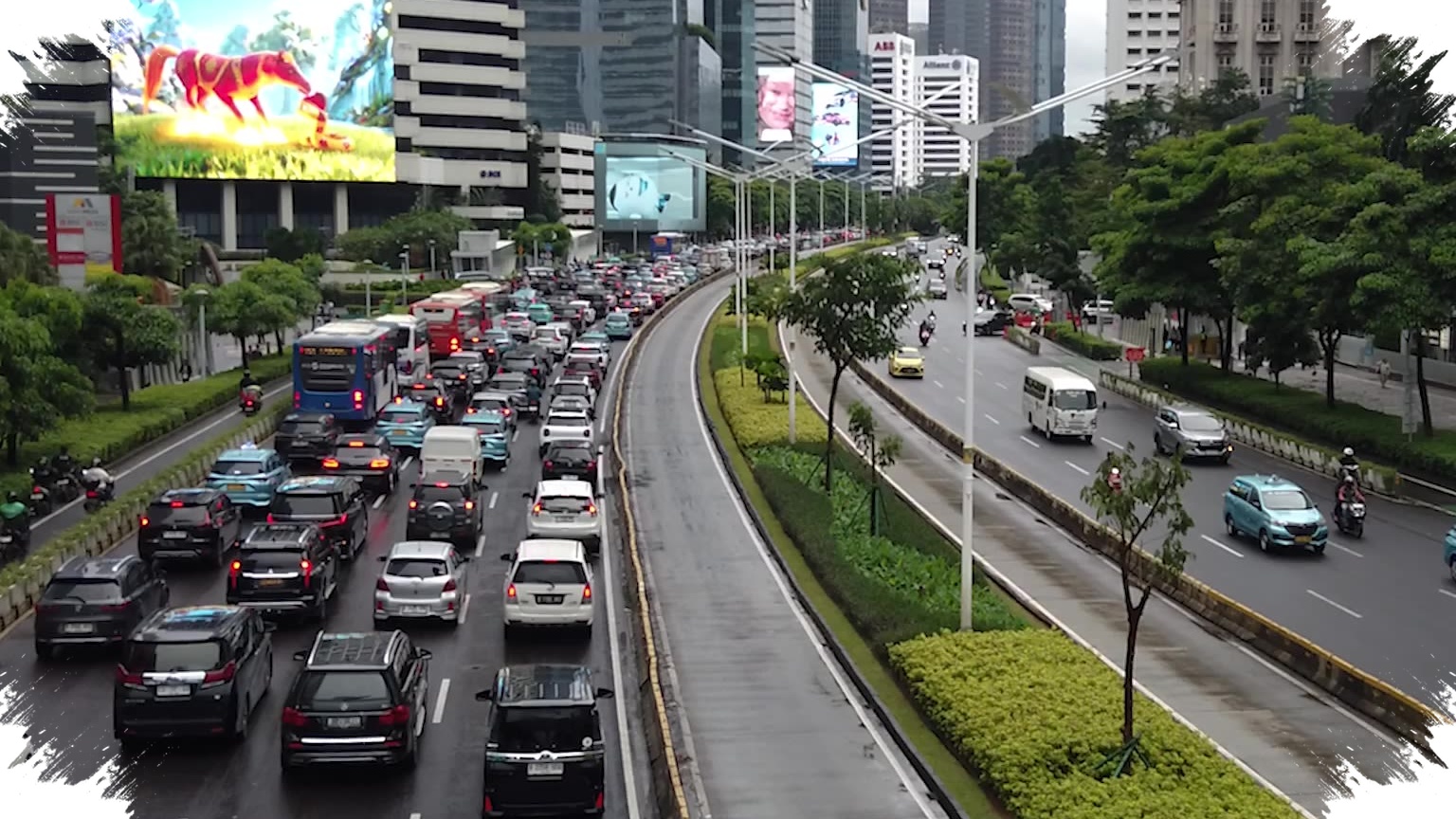 May Day 2026 Monas Diprediksi Padat, Rute Alternatif Ini Bisa Selamatkan Waktu Anda