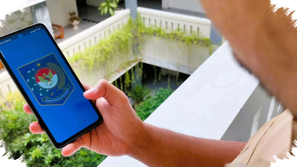 Pemkot Manado Wajibkan IKD Untuk Bansos, Warga Tanpa HP Pintar Disiapkan Agen Khusus