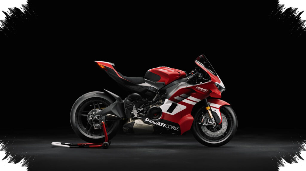 Ducati Superleggera V4 Centenario, Motor 500 Unit Dengan Bobot 173 Kg dan Tenaga 247 Hp