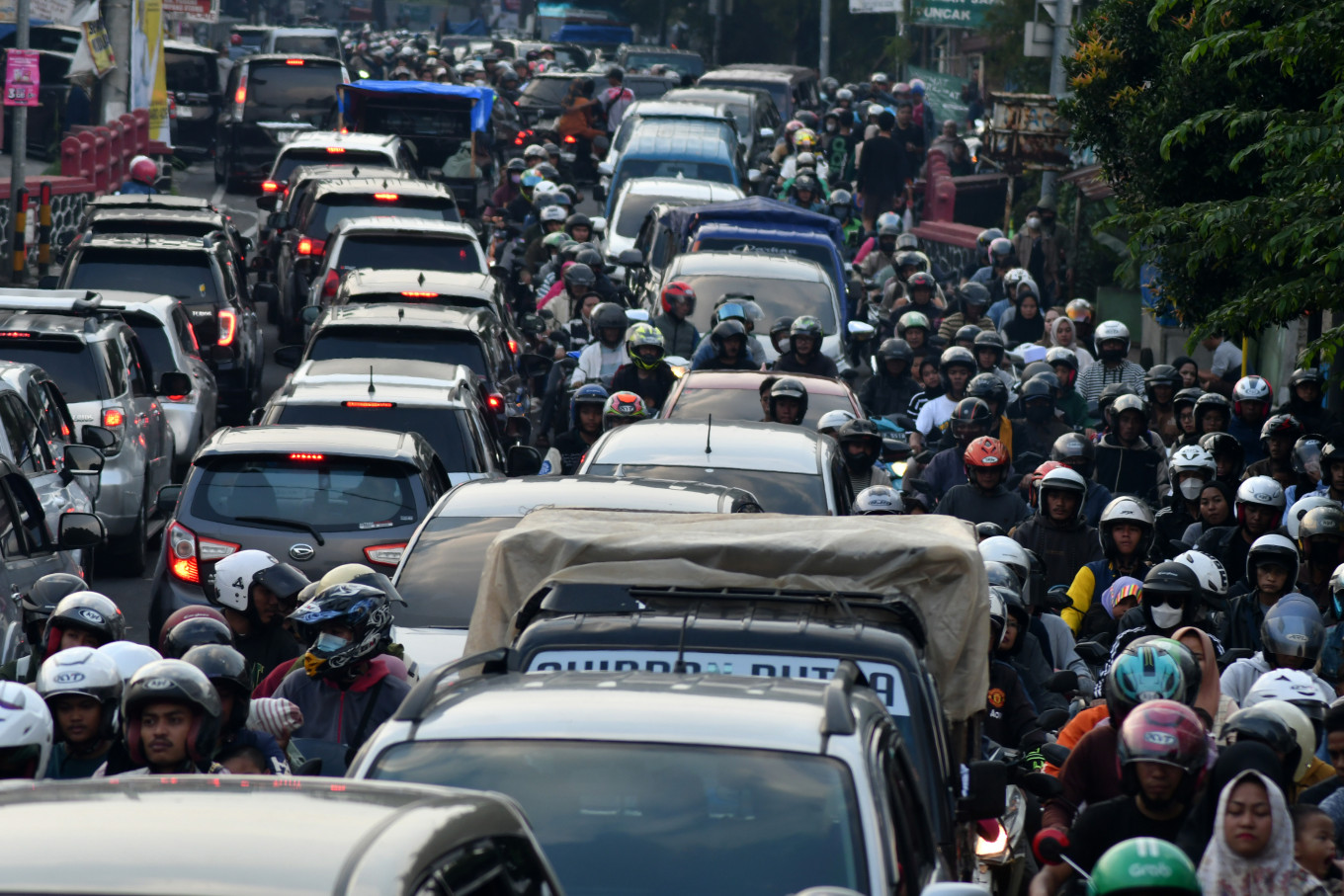 Puncak Mulai Padat? Cek CCTV Live Gadog, Cisarua, dan Gunung Mas Sebelum Berangkat