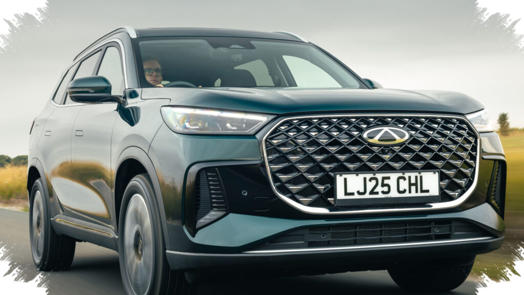 Tiggo 8 CSH Masih Memimpin PHEV, Eksion Mulai Mengintai Dari Belakang