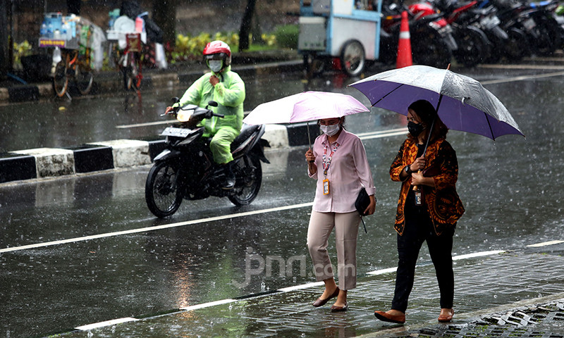 Prakiraan Cuaca Jawa Barat 17 Mei 2026, Hujan Lebat Ancam Bogor Hingga Sukabumi