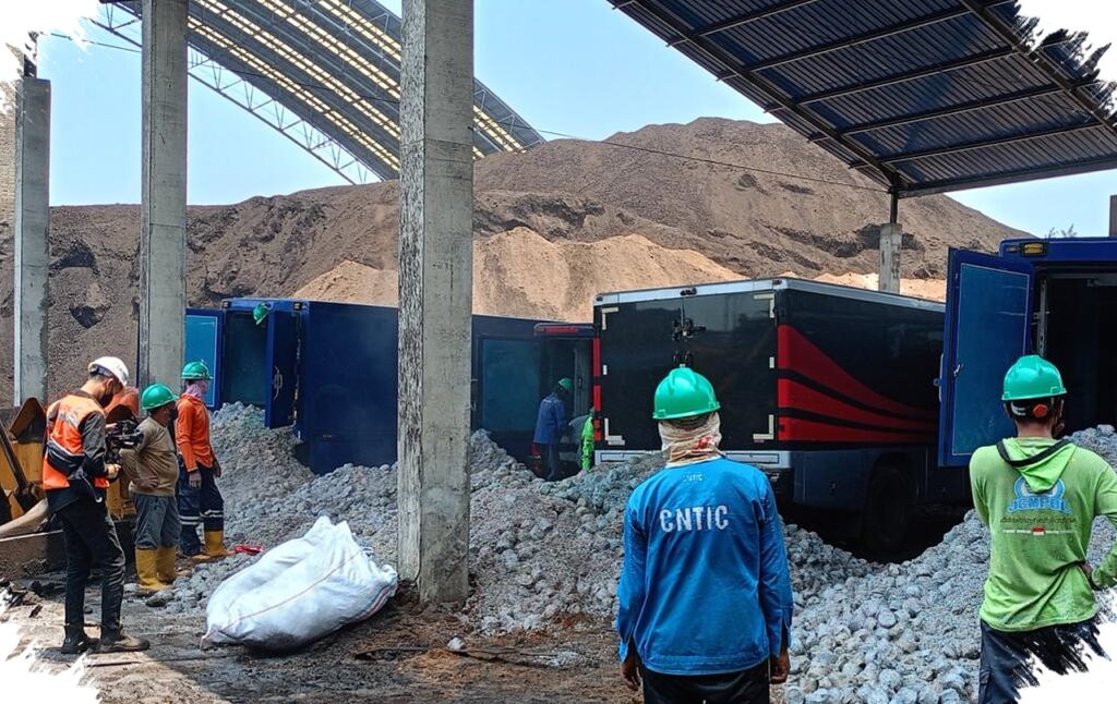 PLTU Adipala Ubah Serbuk Kayu Dan Limbah Uang Kertas Jadi Bahan Bakar Baru, Langkah Realistis Menuju Emisi Lebih Rendah