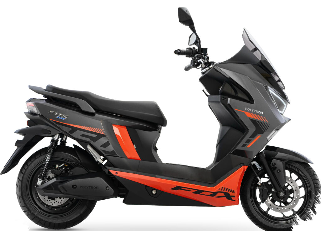Touring 600 Km Naik Polytron Fox 350, Nyamannya Bikin Takjub tapi Charging Masih Jadi Ujian