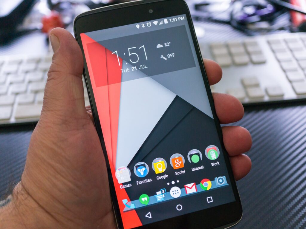 Tiga Alasan Kuat Tinggalkan Nova Launcher, Iklan, Bug, dan Kekhawatiran Privasi