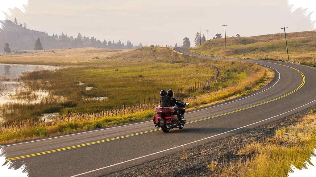 Anti Pegal dan Tetap Irit, 8 Motor Touring Murah 2026 Ini Siap Diajak Jalan Jauh