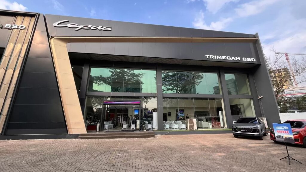 Chery Dan Lepas Buka Dealer Gabungan Pertama Di BSD, Ada SPKLU Ultra Fast Charging