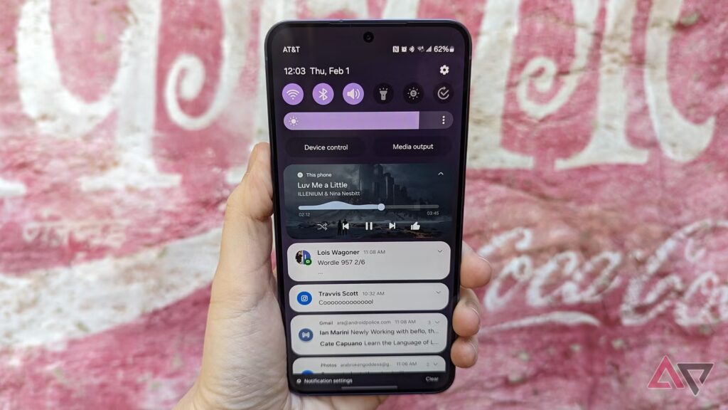 Android 17 Ubah Cara Pindah Audio, Bar Now Playing Ini Akhiri Momen Paling Menyebalkan