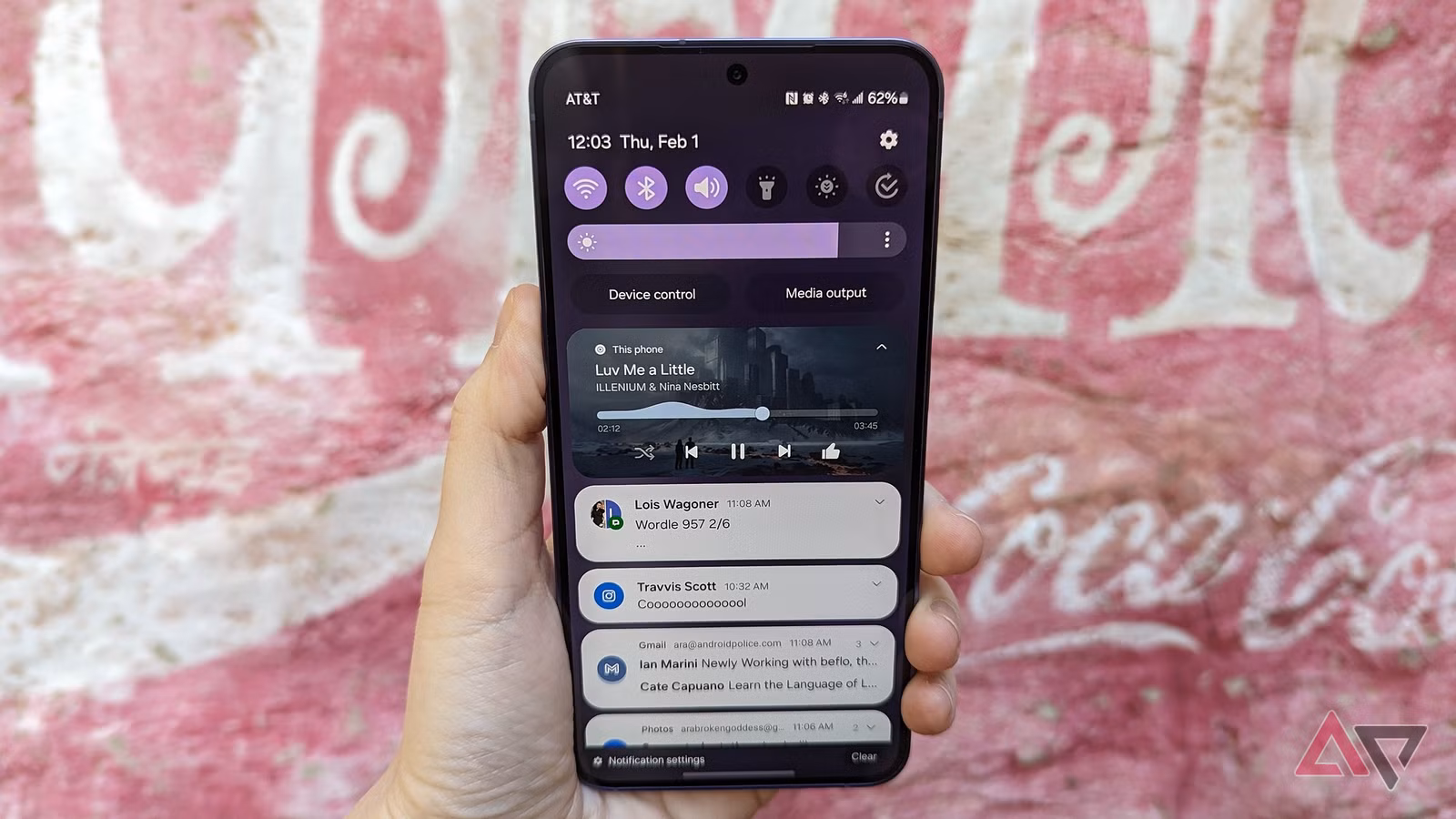 Android 17 Ubah Cara Pindah Audio, Bar Now Playing Ini Akhiri Momen Paling Menyebalkan