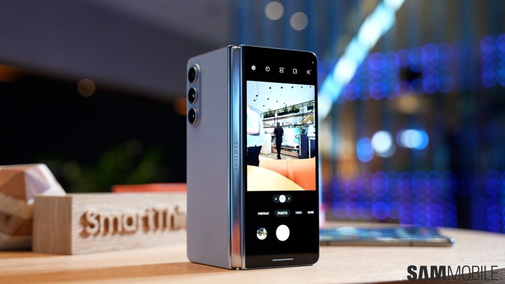 Galaxy Z Fold 5 dan Z Flip 5 Mulai Kebagian One UI 8.5 Stabil, Saatnya Cek Ponselmu