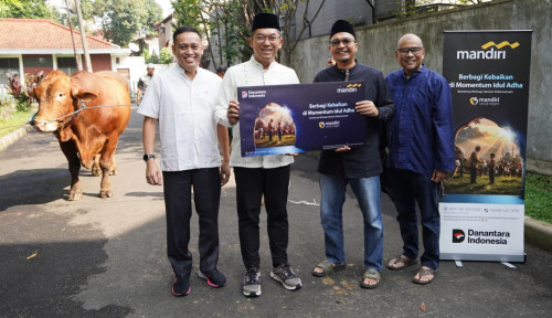 Idul Adha Jadi Wujud Kepedulian, Bank Mandiri Salurkan 100 Hewan Kurban di Jawa Barat