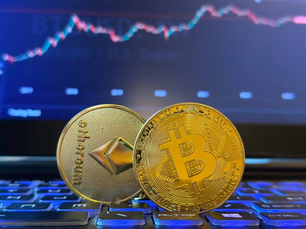 Bitcoin Terseret Sentimen Risiko Pagi Ini, Harga Anjlok Lebih Dalam di Awal Perdagangan