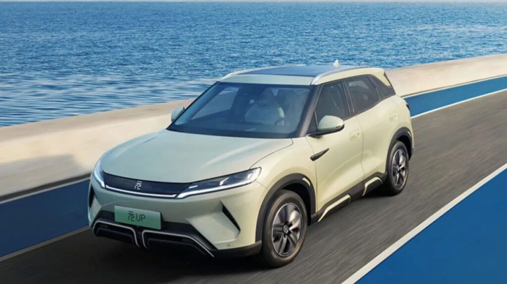 BYD Atto 2 Tampil Ganas di Kelas Kompak, Jarak Tempuh 410 Km dan Fast Charging