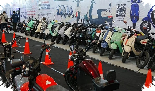 Insentif EV Ditunda, Warga Sekitar Tambang Nikel Inilah Yang Diprioritaskan