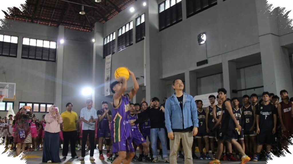 Hoops + Health Basket Festival Mengajar Anak Muda Sehat, Cerdas Finansial