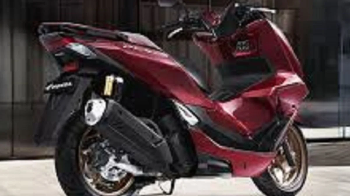 Honda PCX 160 2026 Naik Kelas, RoadSync dan Layar TFT Bikin Harga Rp34 Jutaan Terasa Menggoda