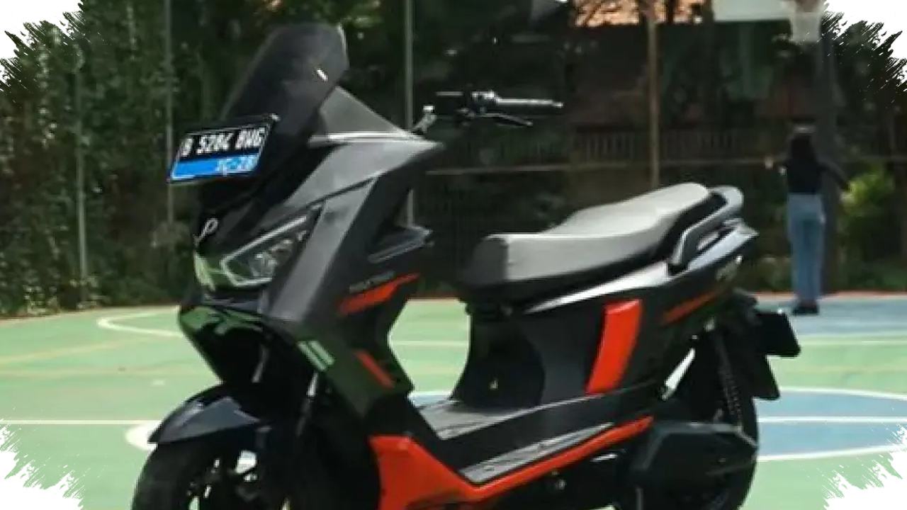 Polytron Fox 350 Unggul di Harga dan Jarak, TVS iQube S Menang Nyaman Harian?