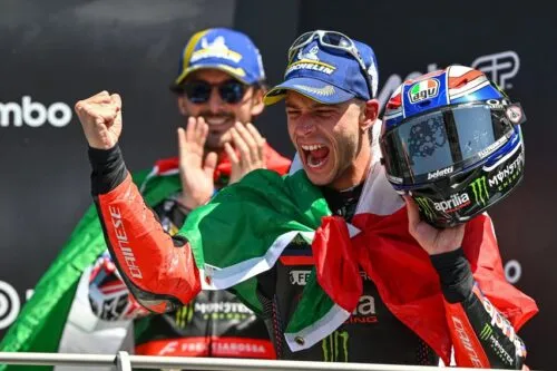 Bezzecchi Tak Terbendung Di Mugello, Aprilia Sapu Bersih Podium Italia